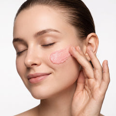 ÖVIE Collagen Face Scrub 5