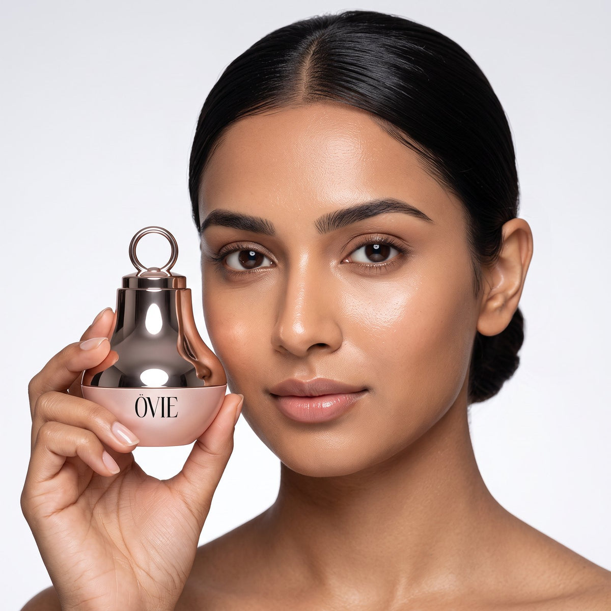 ÖVIE Eye Treatment with Micro-Vibration Wand 1